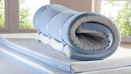 Overview of mattresses in rolls and their selection