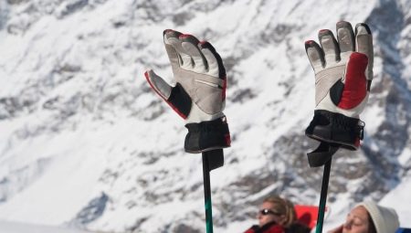 Description and selection of ski gloves