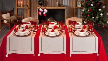 Description and selection of New Year's tablecloths