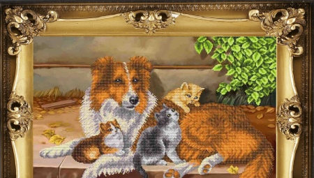 Description of embroidery Gold pens