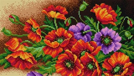 Features of diamond mosaic with flowers