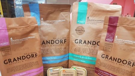 Features of food for dogs of large breeds GRANDORF