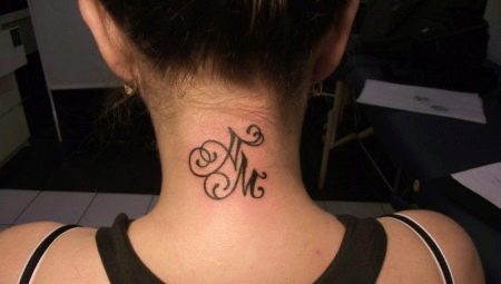 Features of a tattoo in the form of initials