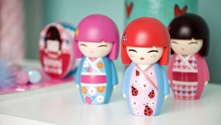 Features of Japanese Kokeshi dolls