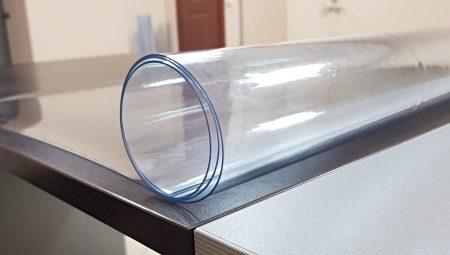Varieties and secrets of choosing transparent tablecloths