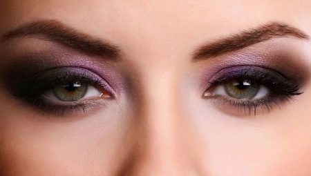 Smokey ice for green eyes