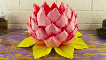 Making origami in the shape of a lotus