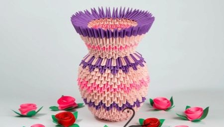 Creation of a vase using modular origami technique