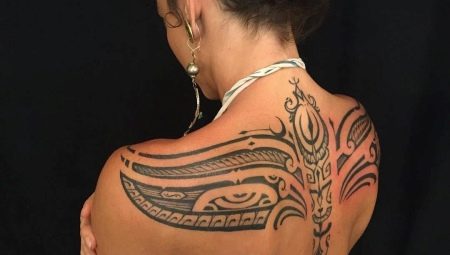 Tattoo in the style of Polynesia