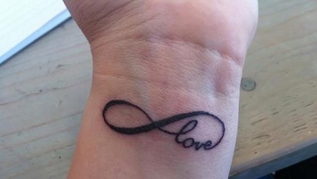 Tattoo in the form of infinity on the wrist for girls