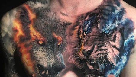 Tatouage en forme de sourire de la bête