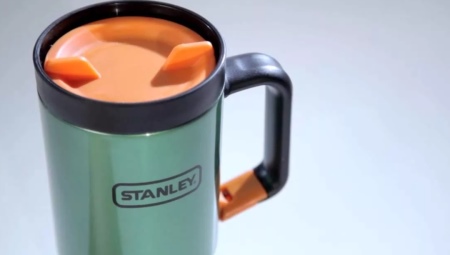 Thermo mugs from the STANLEY company