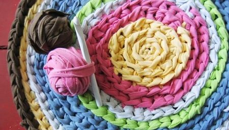Utilitarian handicraft