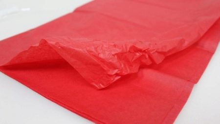 Tout sur le papier en silence