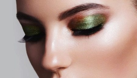 All About Glitter Makeup