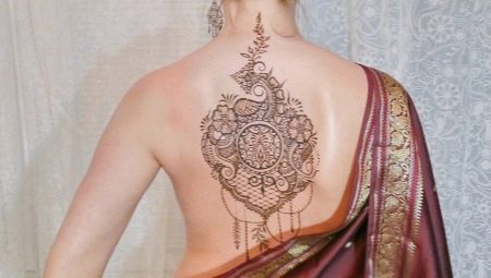 All about mehendi on the back