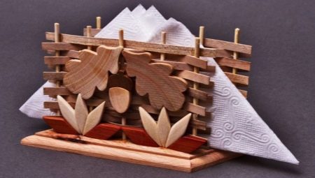 All about napkin holders made of wood