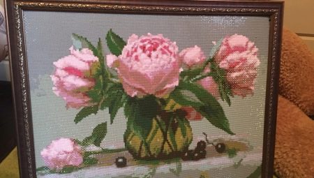 All about diamond mosaic with peonies