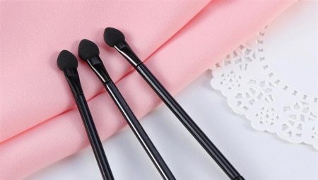 All About Eyeshadow Applicators