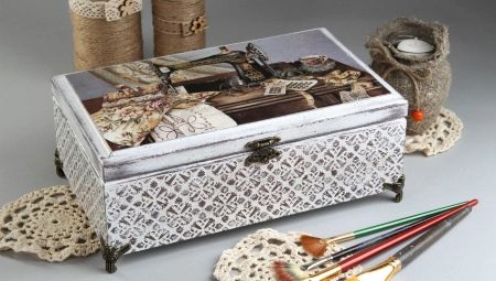 Choosing a box for needlework