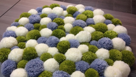 Pom-pom carpets