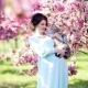 Choosing a dress for a pregnant photo shoot