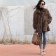What bag to wear a fur coat with?