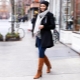 Low-heeled suede boots