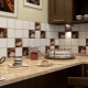 How to remove grease from tiles in the kitchen?