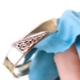 How to clean jewelry from darkening?