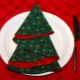 How to fold a herringbone napkin?