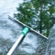How to choose a brush for cleaning windows?