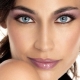 Choosing makeup for almond-shaped eyes