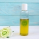 Hydrophilic oil: description and use