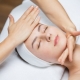 How to do a facial massage for wrinkles at home?