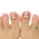 Lunar pedicure: original design options and tips for creating