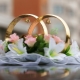 A wedding gift for newlyweds from parents: traditional and unusual options