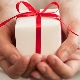 Tips for choosing gifts for a swarthy anniversary