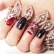 Stylish rhinestone crown manicure ideas