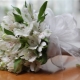 Choosing a wedding bridal bouquet from alstroemeria