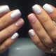 How to make a beautiful delicate manicure?