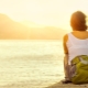 Features of an introvert girl and her behavior in relationships