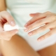 Strengthening nail polishes: types, tips for choosing and using