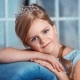 Hairstyles for girls with a tiara