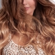 Caramel highlighting: features, shade selection and care rules