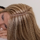 Highlighting on light brown hair of medium length: features, varieties and tips for selection