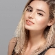 Fashionable hair coloring of medium length
