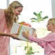 What can you get your mom for her birthday?