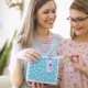 What to give a boyfriend's mom?