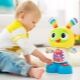 What to present for a child aged 7-11 months?